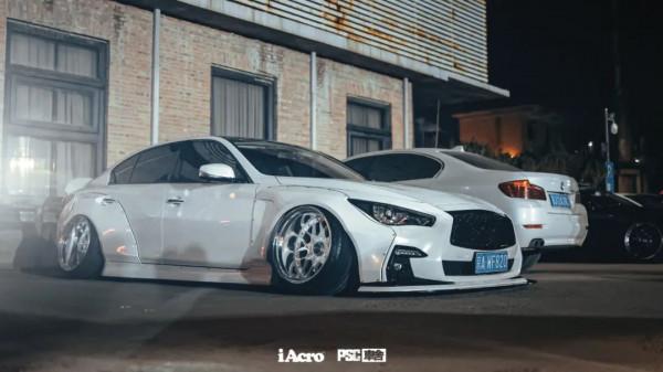 屬於iAcro的平安夜是什麼畫風？