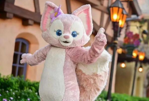 沒作品的迪士尼女明星，究竟怎麼火的？