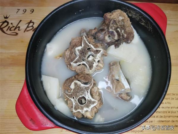 天冷滋補身體，別總吃豬肉，教你這樣吃羊肉更好，驅寒暖胃又補鈣