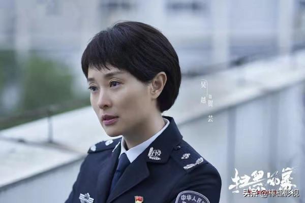 偶像派的就不要演軍人了,讓這12位女演員告訴你,什麼叫軍人氣質 偶像派的就不要演軍人了,讓這12位女演員告訴你,什麼叫軍人氣質