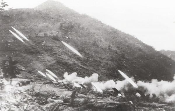 志願軍餓著肚子,讓美軍吃掉幾個熟土豆,卻意外地為我軍立下大功 志願軍餓著肚子,讓美軍吃掉幾個熟土豆,卻意外地為我軍立下大功