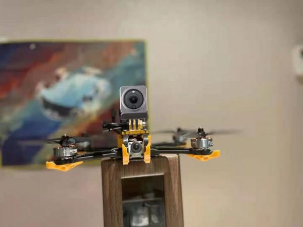 御3 開箱照是模型；Action 2 開箱真機洩漏