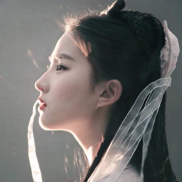 側顏漂亮的女明星，只服這5位，360度無死角，越看越喜歡