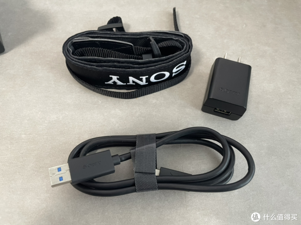 原價出掉使用兩年的黑卡5！在A7M4臨近發售之際入手索尼A7C