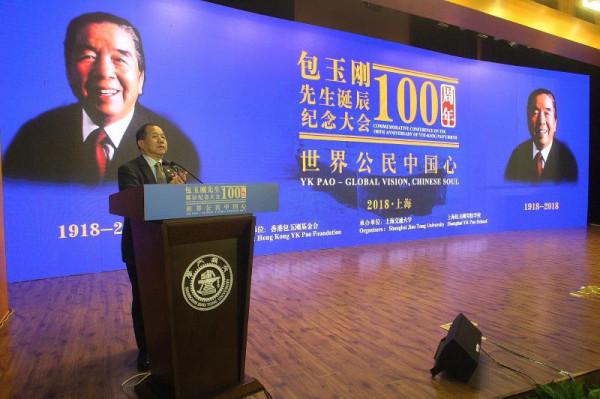 龍湖地產背後的隱形大佬，1個商場年收租120億，坐擁11家上市公司