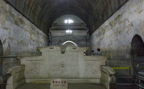 郭沫若為何執意要開啟定陵?最悲劇的一次考古,毀壞了多少文物? 郭沫若為何執意要開啟定陵?最悲劇的一次考古,毀壞了多少文物?