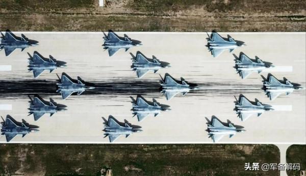 空軍最具爭議軍購:殲-20首飛4年後,為何還花20億美元買蘇-35? 空軍最具爭議軍購:殲-20首飛4年後,為何還花20億美元買蘇-35?