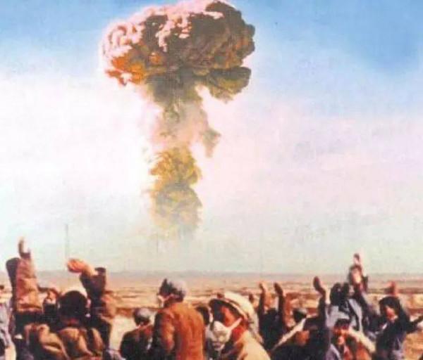 中國原子彈爆炸成功,毛主席為何要求先通知日本?日本:領悟到了 中國原子彈爆炸成功,毛主席為何要求先通知日本?日本:領悟到了