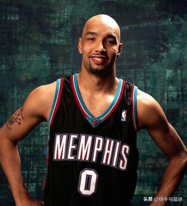 姚明是2002年的狀元,同年的榜眼和探花是誰,成就如何? 姚明是2002年的狀元,同年的榜眼和探花是誰,成就如何?