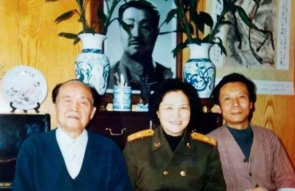 他是原湖南省委書記，後任武警部隊總副政委，功勳卓越，活到88歲