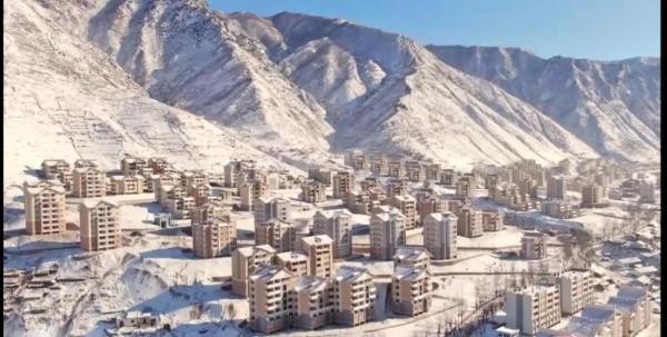 朝鮮新年禮物：檢德地區居民拎包入住免費新房