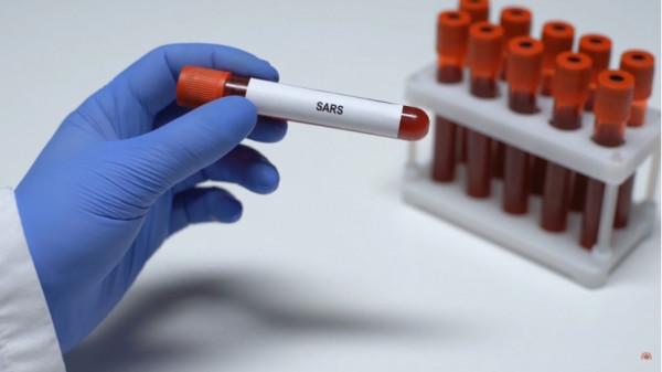 被泰國賣家坑了？美國進口千萬雙汙染醫用手套！50萬醫療人員離崗