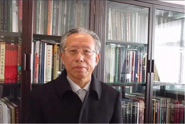 1992年，一村莊經常傳來爆炸聲，調查後，現場木炭令工作人員嘆息