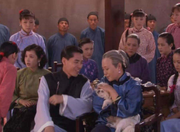 《大宅門》播出20年，8位演員遺憾離世，其他演員們怎樣了？