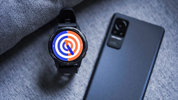 現在的「大號手環」也能裝 app？