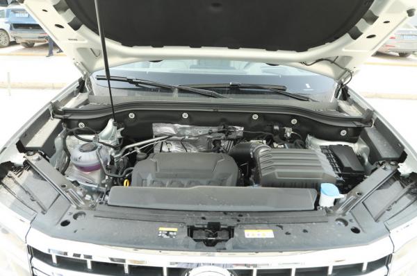 外觀微調，內飾科技感顯著提升，實拍解析全新大眾途昂