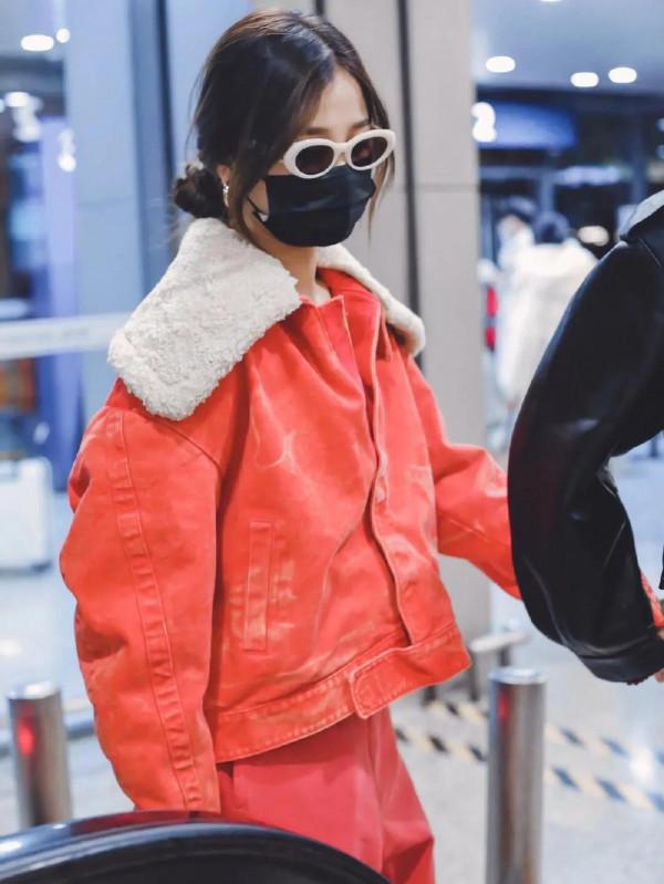 虞書欣機場私服穿搭