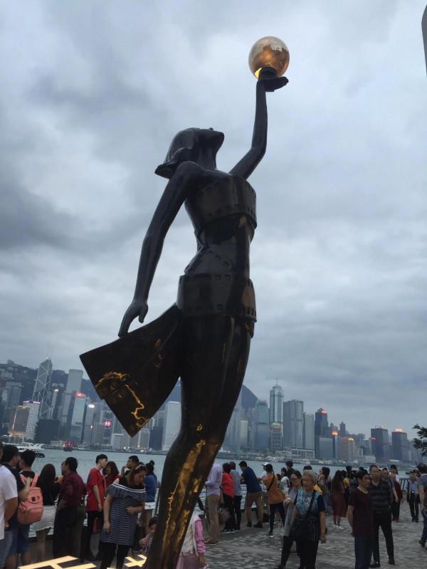 走在星光大道，體驗匆匆忙忙