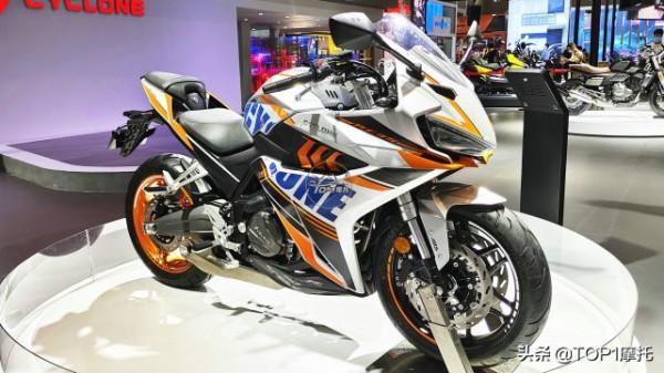 重慶摩博會丨賽科龍高顏值跑車驚豔亮相 RC3S強勢迴歸