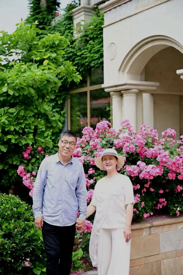 東北花友走遍歐洲著名花園,回國後建了座四季有花的北方花園 東北花友走遍歐洲著名花園,回國後建了座四季有花的北方花園
