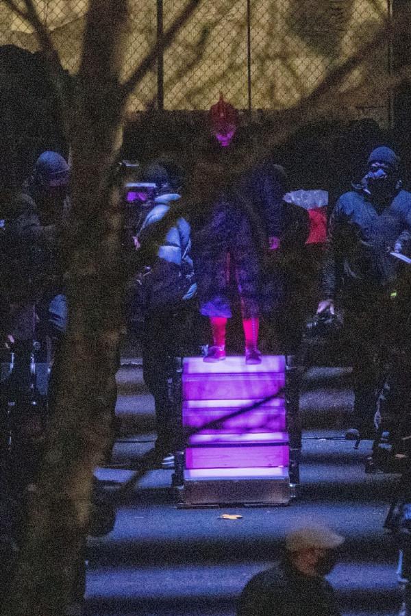 漫威新劇《驚奇女士》新片場照 身著戰衣亮相 漫威新劇《驚奇女士》新片場照 身著戰衣亮相