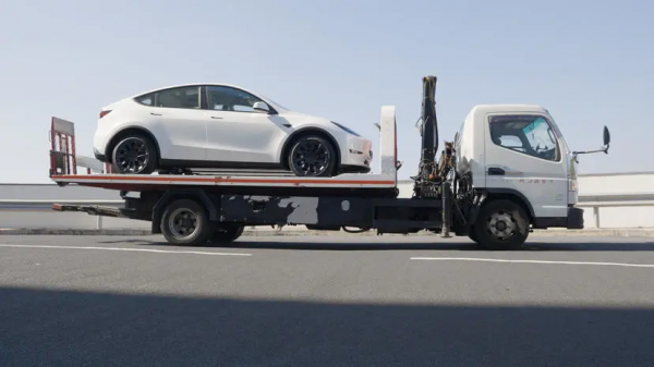 特斯拉在香港推出Tesla Direct 直送交車服務