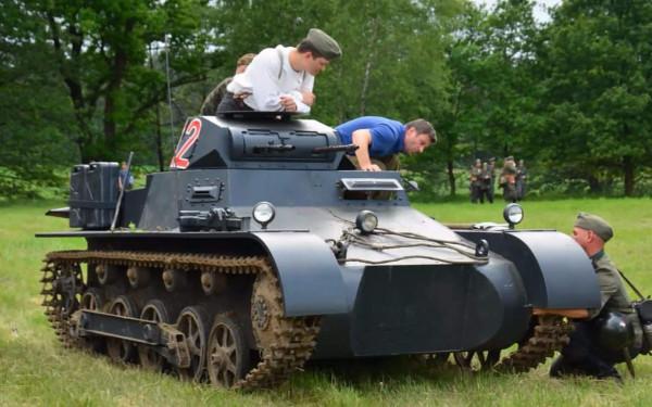 二戰國軍用過的坦克裝甲車輛,在當時都是最先進的 二戰國軍用過的坦克裝甲車輛,在當時都是最先進的