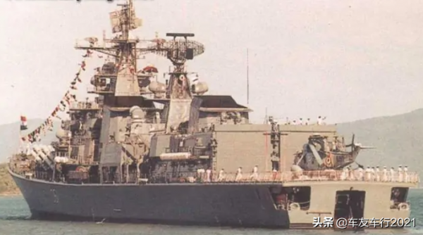 印度洋揚帆，印度海軍自制大型水面艦艇開山之作，德里級驅逐艦