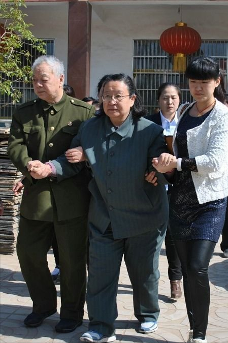 英雄王景清曾擔任毛主席警衛，57歲迎娶主席愛女，2021年因病離世