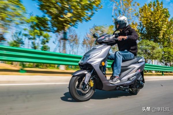 全網首拆豪爵UCR:“走近科學”才知道車架是不是簡配 全網首拆豪爵UCR:“走近科學”才知道車架是不是簡配