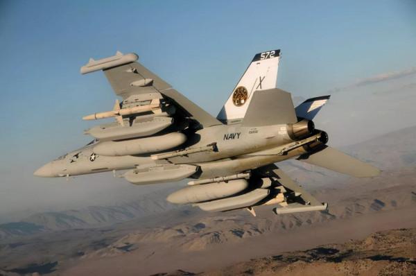 美國航母上的主力艦載機——都是精品,配置思路中國可以借鑑 美國航母上的主力艦載機——都是精品,配置思路中國可以借鑑