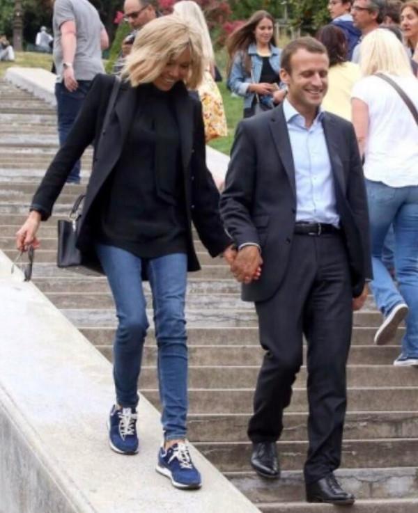 布麗吉特的魅力只有馬克龍懂，不顧24歲的年齡差距，將她捧在手心