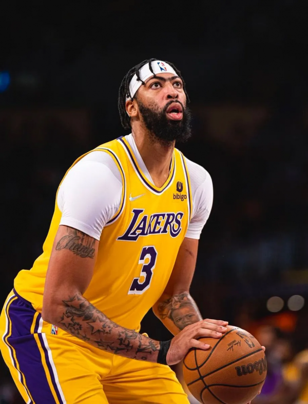 真慘!杜蘭特歐文全部感染!濃眉遭遇十字韌帶撕裂 真慘!杜蘭特歐文全部感染!濃眉遭遇十字韌帶撕裂