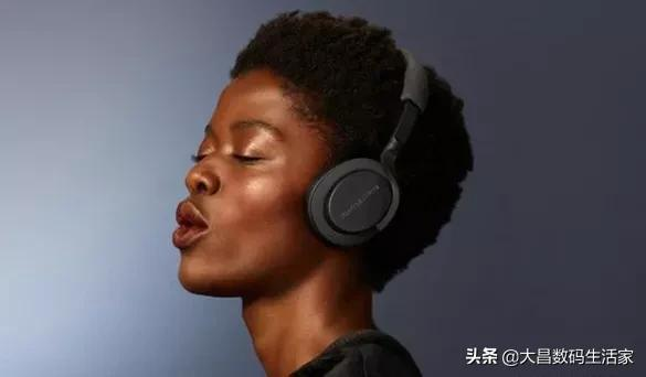 閉眼入耳機系列!高效率辦公只有Bowers &; Wilkins PX5才能給 閉眼入耳機系列!高效率辦公只有Bowers &; Wilkins PX5才能給