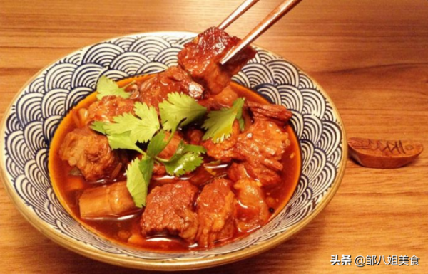 分享4道紅燒菜，寓意紅紅火火，人人見了都愛吃，收藏起來過年做