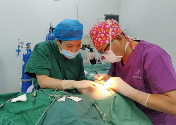 雙眼皮修復 | 常見的3種需要修復情況:寬假深、上瞼凹陷,不對稱 雙眼皮修復 | 常見的3種需要修復情況:寬假深、上瞼凹陷,不對稱