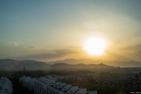 歷朝歷代的皇帝們,尤其是開國君主皇帝的爹為何都不是人? 歷朝歷代的皇帝們,尤其是開國君主皇帝的爹為何都不是人?