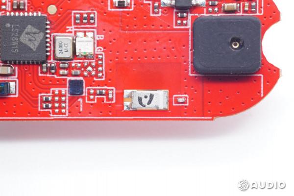 一拖二無線領夾麥克風M9拆解報告,即插即用、雙人錄製 一拖二無線領夾麥克風M9拆解報告,即插即用、雙人錄製