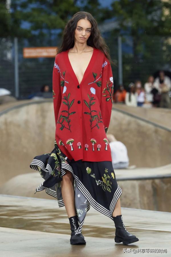 品牌秀場｜Monse Resort 2022 時裝秀