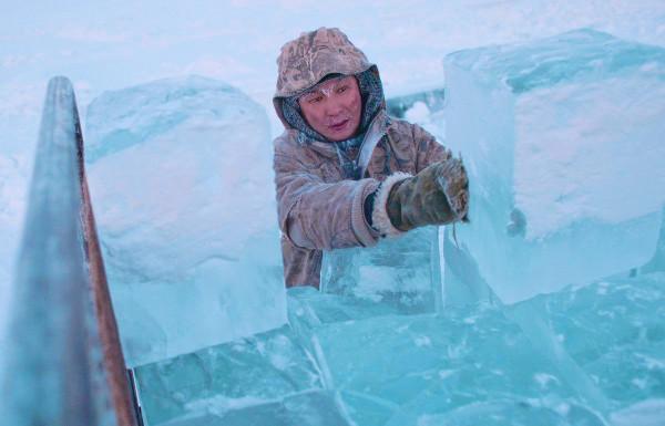 零下71.2℃！當地人怎麼生活的？上廁所要帶根棍子