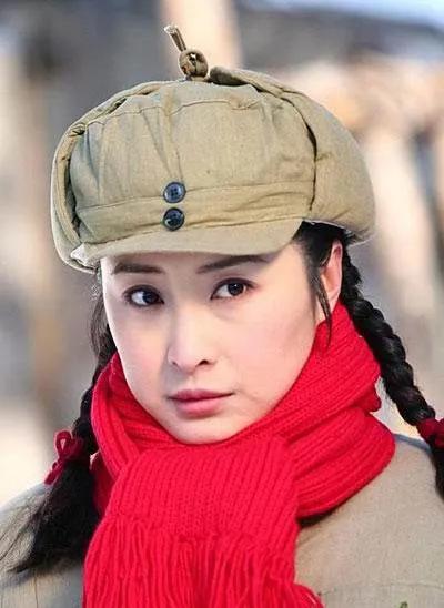 矯揉造作就別演軍旅劇了，這9位女星告訴你，什麼叫軍人那股勁兒