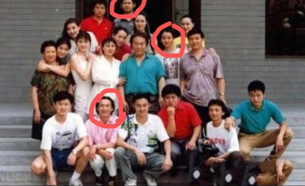 還記得《大宅門》抱狗丫頭“香秀”嗎?她48歲長這樣 還記得《大宅門》抱狗丫頭“香秀”嗎?她48歲長這樣