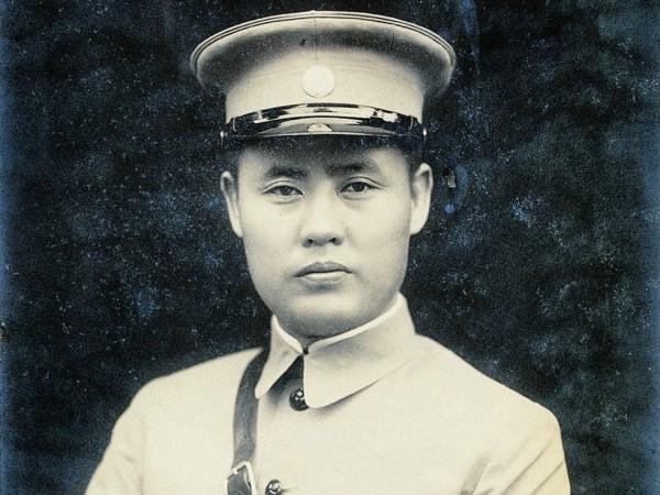 血戰五原:日寇被圍後詐降,施放毒氣彈偷襲,被國軍放火活活燒死 血戰五原:日寇被圍後詐降,施放毒氣彈偷襲,被國軍放火活活燒死