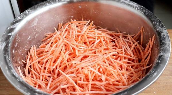 春天多給孩子吃這5大&OpenCurlyDoubleQuote;黃金菜&rdquo;，營養高價格低，孩子愛吃長得快