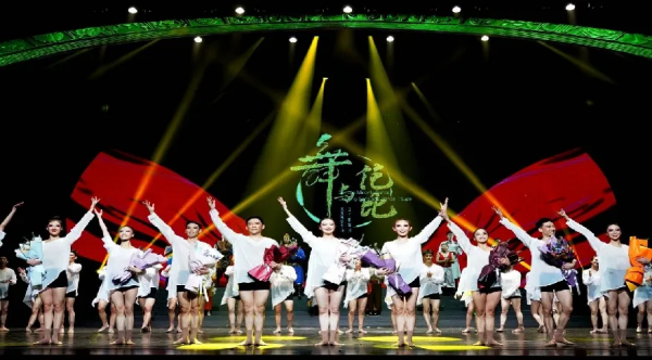 大型民族舞蹈精品晚會《舞與倫比》開啟國內巡演