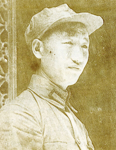 鄧小平沒上過軍事學校,卻指揮千軍萬馬,劉伯承:他打仗不講規矩 鄧小平沒上過軍事學校,卻指揮千軍萬馬,劉伯承:他打仗不講規矩