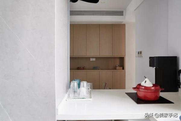 越來越多人不做電視牆,堅持去客廳化,或許只有嘗試過才知有多爽 越來越多人不做電視牆,堅持去客廳化,或許只有嘗試過才知有多爽