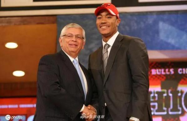 現役被&OpenCurlyDoubleQuote;投籃不準&rdquo;折磨的十大球星，威少坑隊友，西蒙斯被炮轟