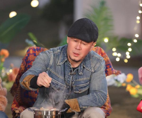 張楚的&OpenCurlyDoubleQuote;天真&rdquo;讓華少很尷尬，《閃光的樂隊》賽制被打臉