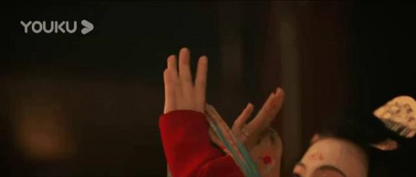 著名影后接連跌下&OpenCurlyDoubleQuote;神壇&rdquo;！這10位劇拋臉女星，給演技派爭了口氣